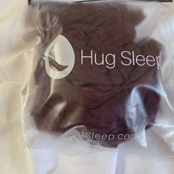 Hug Sleep Large Red Sleepsack - Picture 2 of 7
